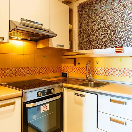 Capo Pino Tra Le Onde By Interhome בית נופש