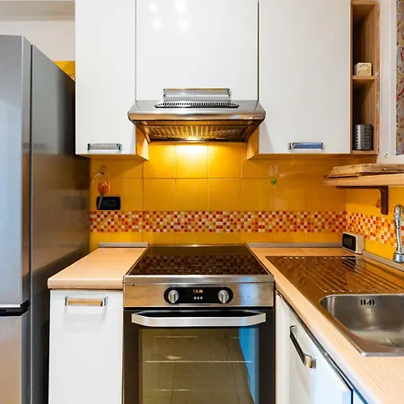 Capo Pino Tra Le Onde By Interhome