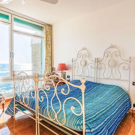 Capo Pino Tra Le Onde By Interhome * סנרמו